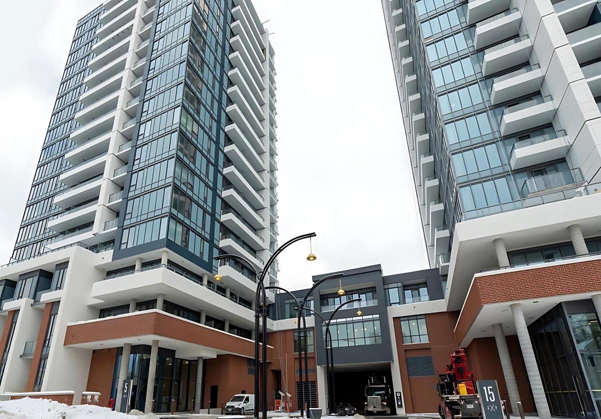 Condo Unit With Stunning Views & Amenities Kitchener Exterior photo